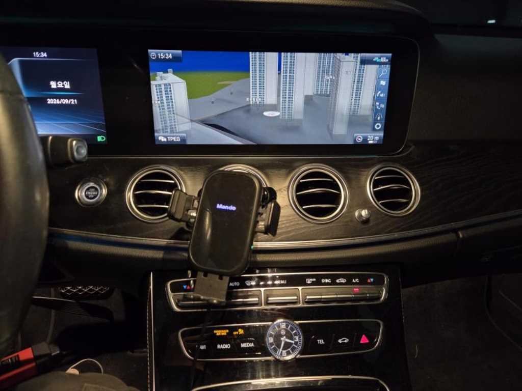 벤츠 E 클래스 E-클래스 W213 E300 아방가르드 이미지 7