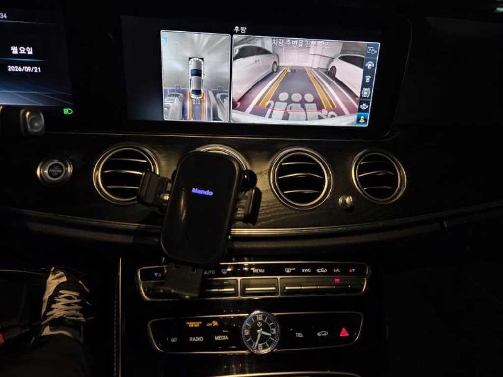 벤츠 E 클래스 E-클래스 W213 E300 아방가르드 이미지 8