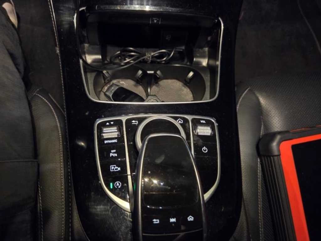벤츠 E 클래스 E-클래스 W213 E300 아방가르드 이미지 9