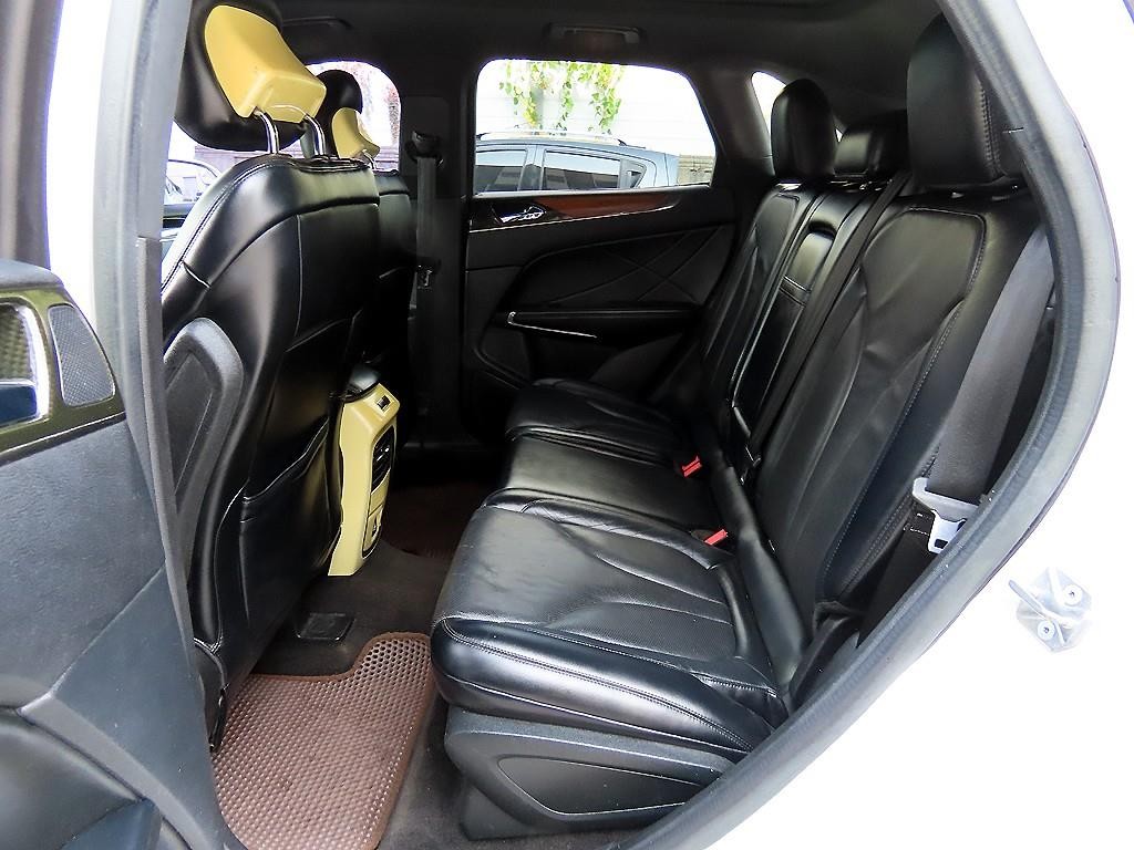 링컨 MKC 2.0 AWD 이미지 6