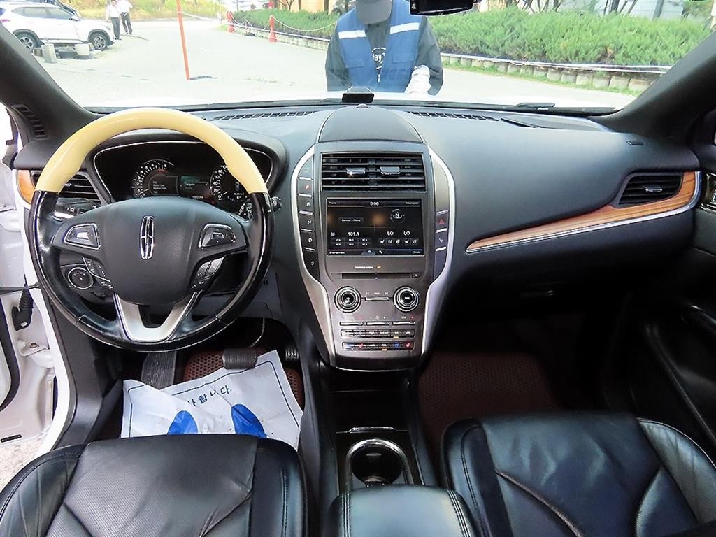 링컨 MKC 2.0 AWD 이미지 7