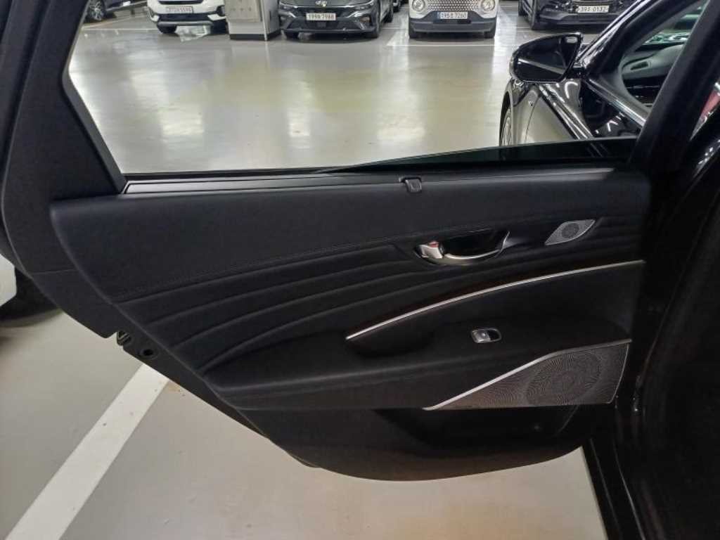 기아 K9 더 K9 3.8 GDI AWD 플래티넘Ⅲ 이미지 13
