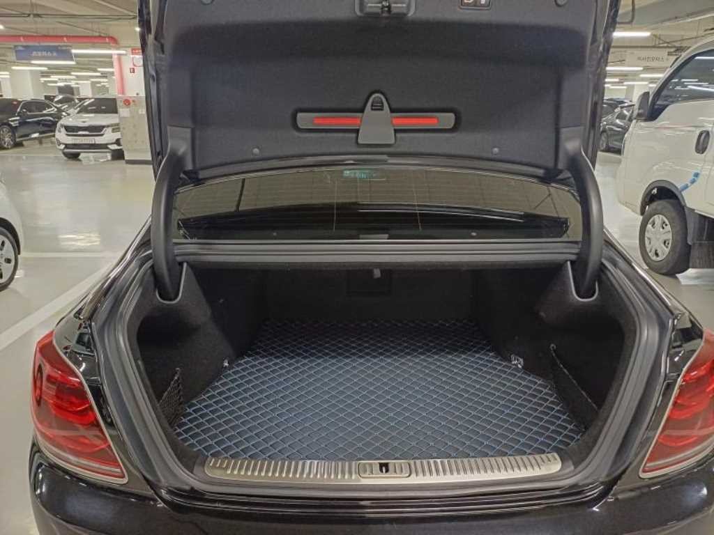 기아 K9 더 K9 3.8 GDI AWD 플래티넘Ⅲ 이미지 18