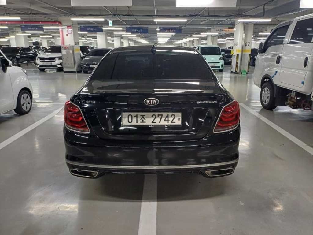 기아 K9 더 K9 3.8 GDI AWD 플래티넘Ⅲ 이미지 4