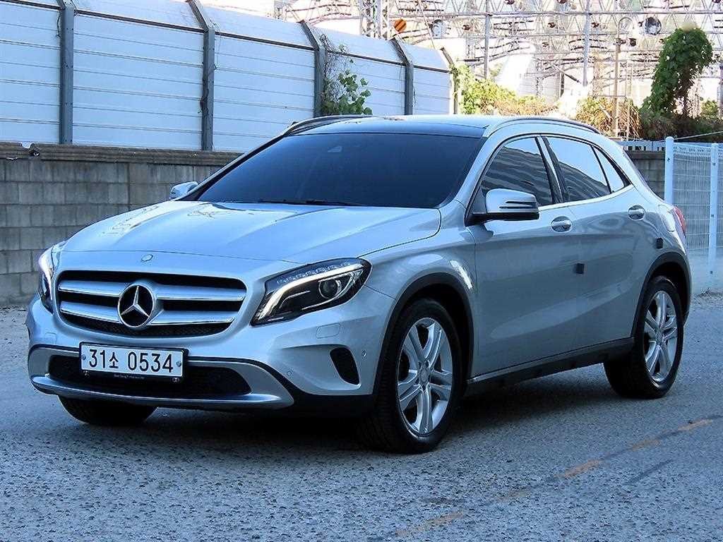 벤츠 GLA 클래스 GLA클래스 X156 GLA200 D 이미지 2