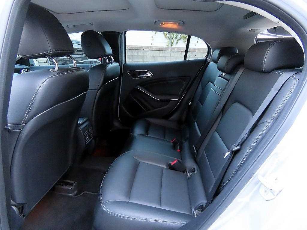 벤츠 GLA 클래스 GLA클래스 X156 GLA200 D 이미지 6