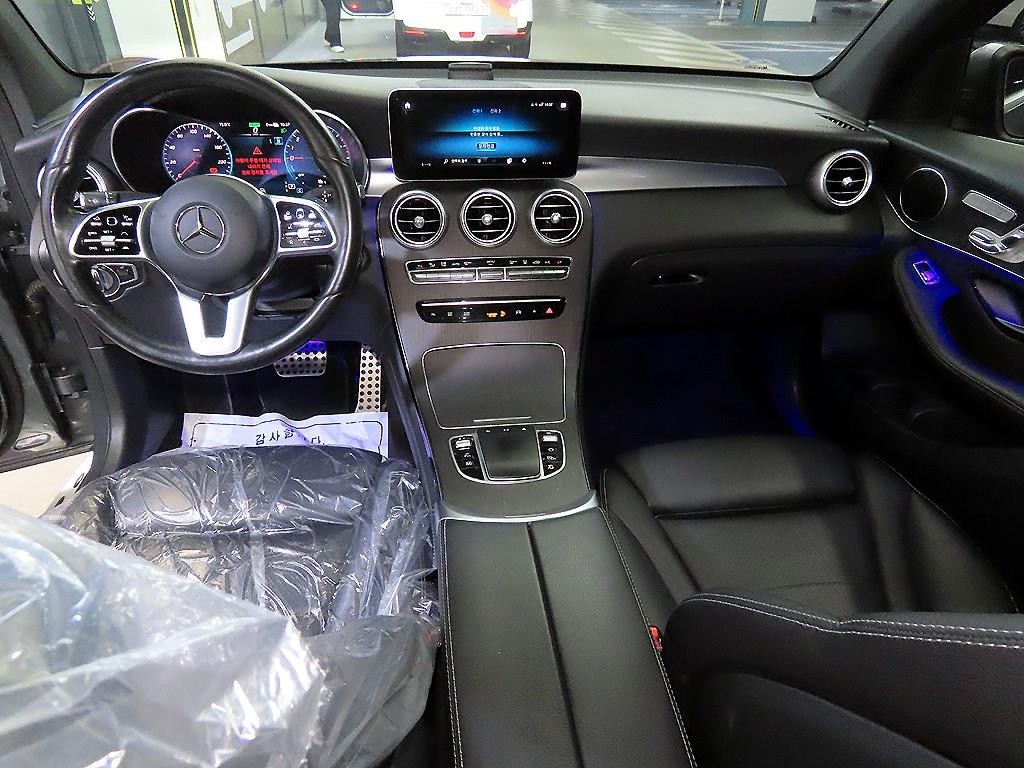벤츠 GLC 클래스 GLC클래스 X253 GLC 300 e 4MATIC 쿠페 이미지 10