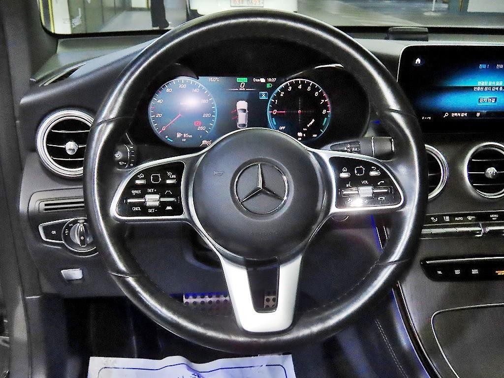 벤츠 GLC 클래스 GLC클래스 X253 GLC 300 e 4MATIC 쿠페 이미지 8