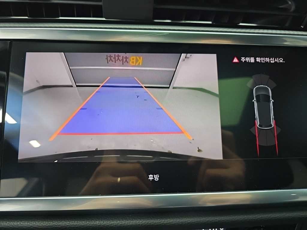 아우디 Q3 Q3 (F3) 40 TFSI 콰트로 프리미엄 이미지 15