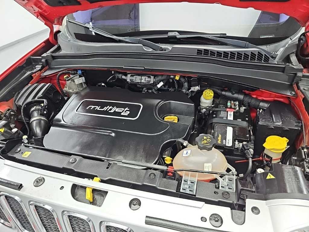 지프 레니게이드 2.0 디젤 리미티드 AWD 이미지 5