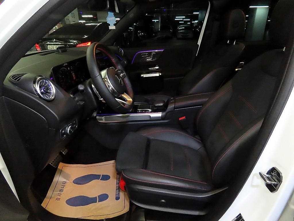 벤츠 GLB 클래스 GLB클래스 X247 GLB 250 4MATIC 이미지 6