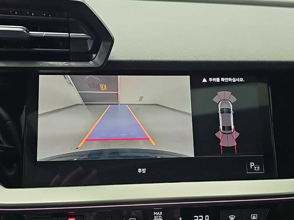 아우디 A3 A3(8Y) 40 TFSI 프리미엄 이미지 15