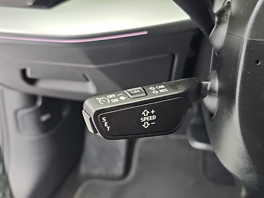 아우디 A3 A3(8Y) 40 TFSI 프리미엄 이미지 17