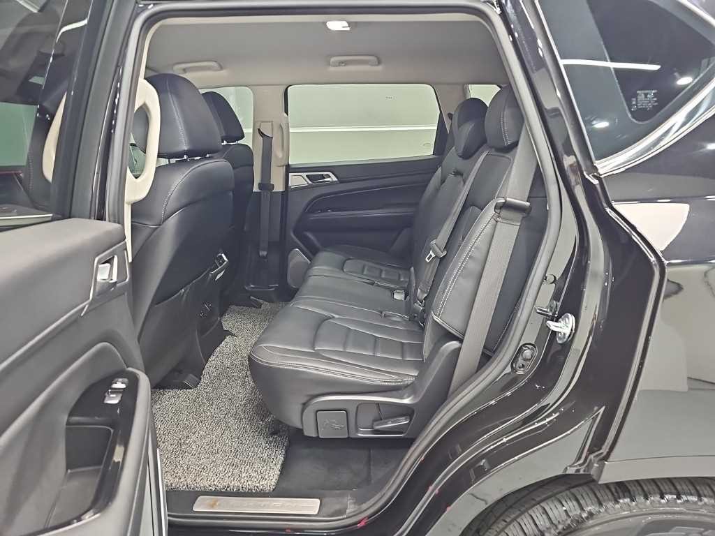 KG모빌리티(쌍용) 렉스턴 올 뉴 렉스턴 (Y450) 디젤 2.2 4WD 럭셔리 이미지 12