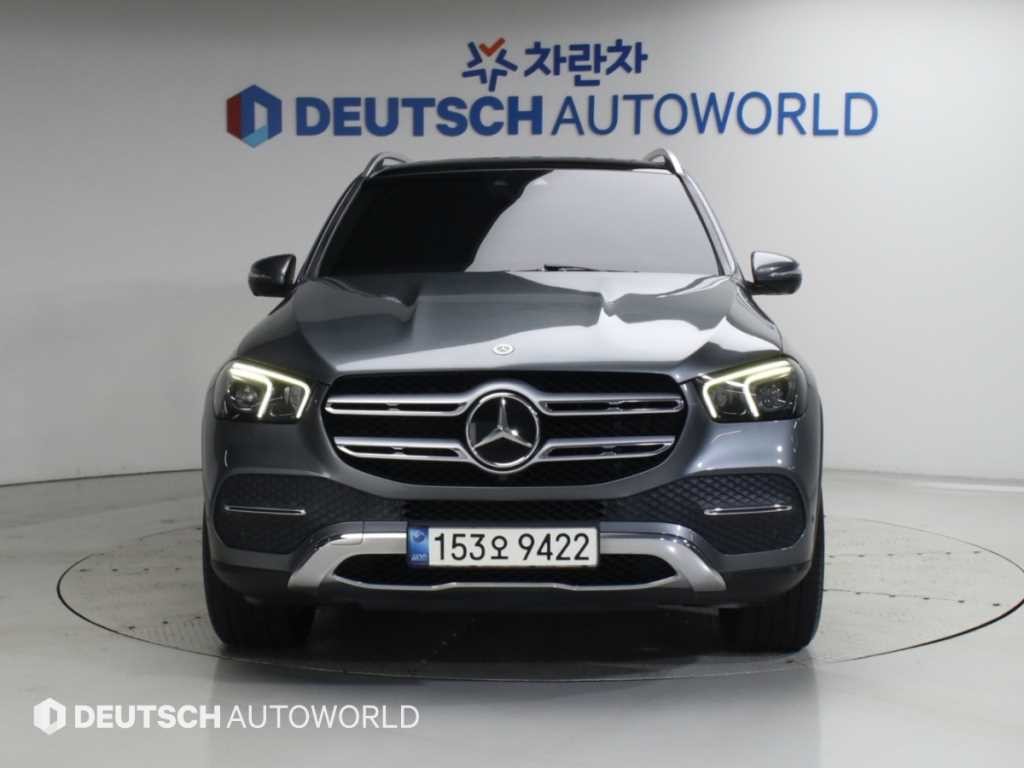 벤츠 GLE 클래스 GLE 클래스 W167 GLE 300d 4MATIC 이미지 3