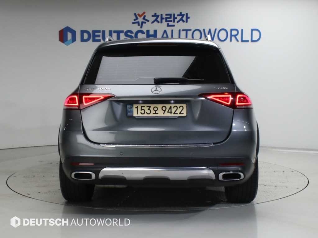 벤츠 GLE 클래스 GLE 클래스 W167 GLE 300d 4MATIC 이미지 4