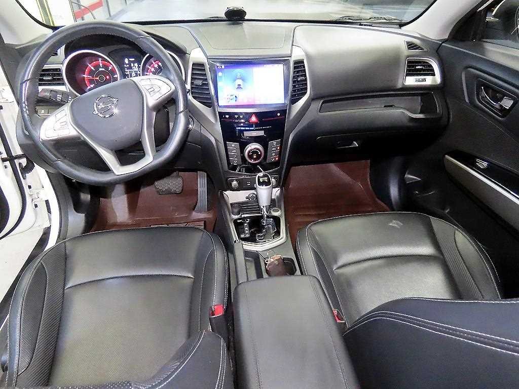 KG모빌리티(쌍용) 티볼리 디젤 2WD 1.6 LX 이미지 10