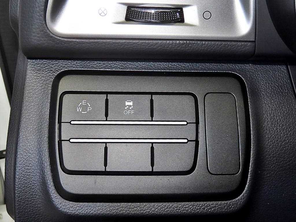 KG모빌리티(쌍용) 티볼리 디젤 2WD 1.6 LX 이미지 14