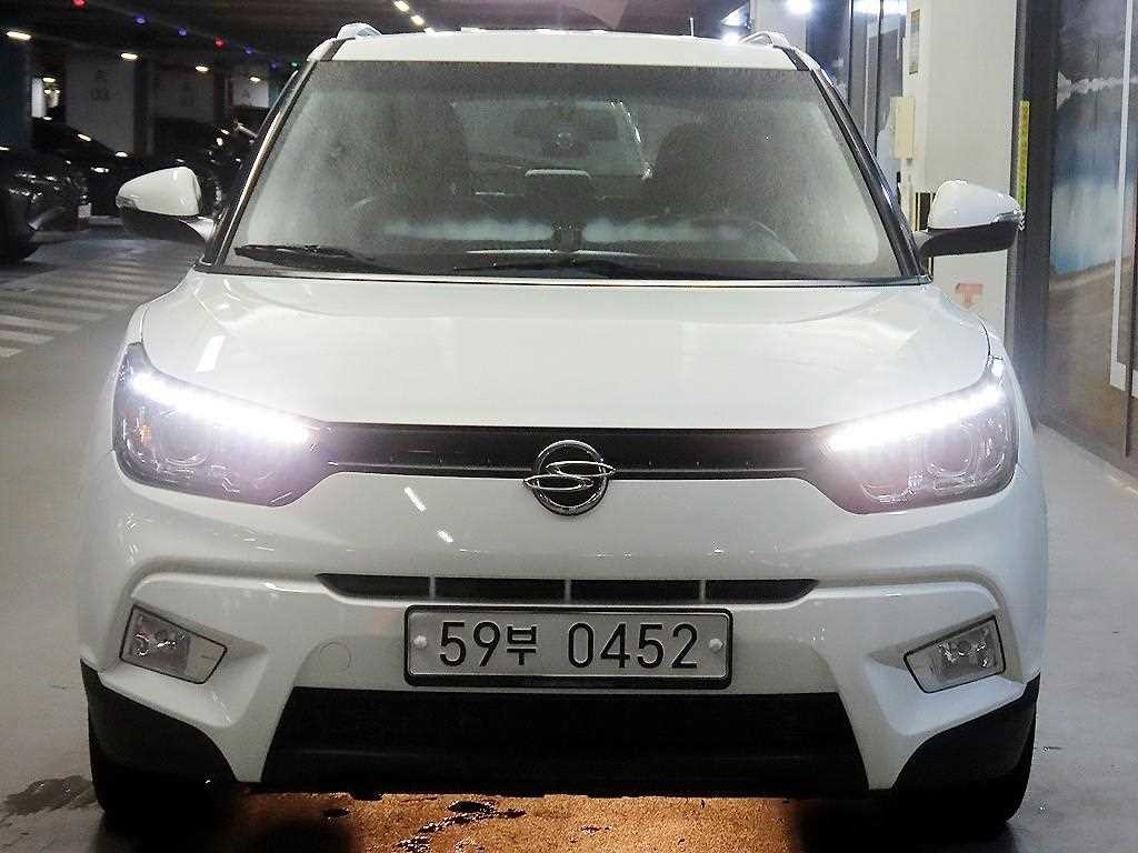 KG모빌리티(쌍용) 티볼리 디젤 2WD 1.6 LX 이미지 2