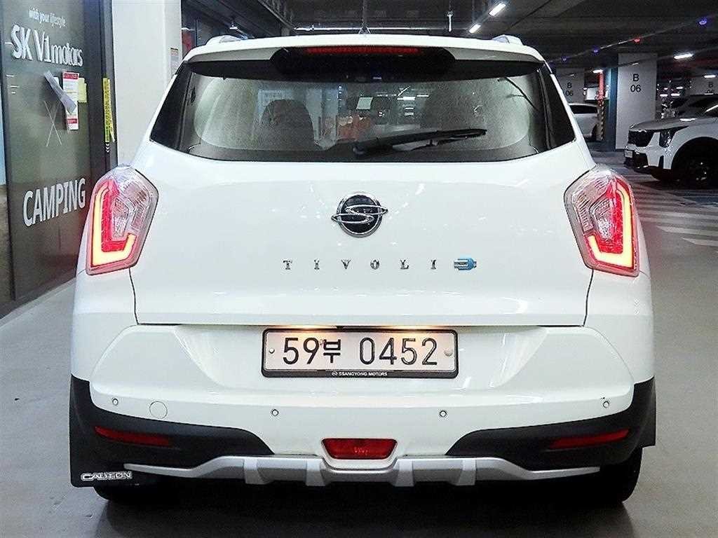 KG모빌리티(쌍용) 티볼리 디젤 2WD 1.6 LX 이미지 5