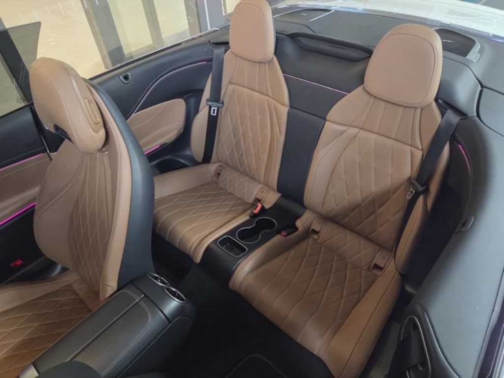 벤츠 CLE 클래스 CLE 450 4MATIC 카브리올레 이미지 9