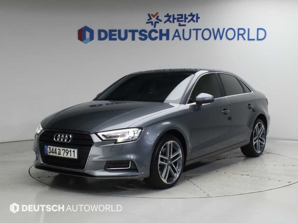 아우디 A3 뉴 A3 40 TFSI 이미지 1