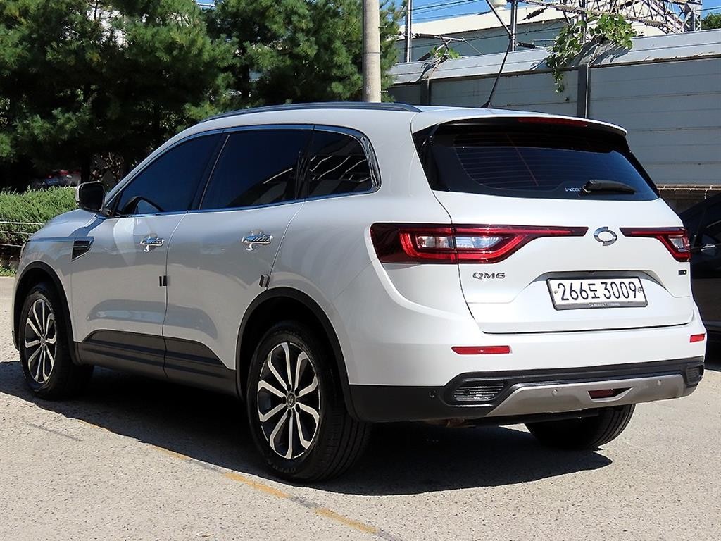 르노코리아(삼성) QM6 더뉴QM6 2.0 LPe RE 2WD 이미지 3