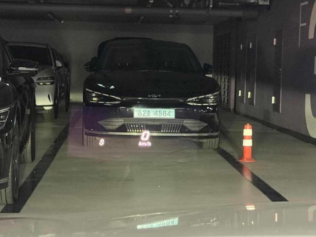 벤츠 E 클래스 E-클래스 W213 E220d 아방가르드 이미지 12