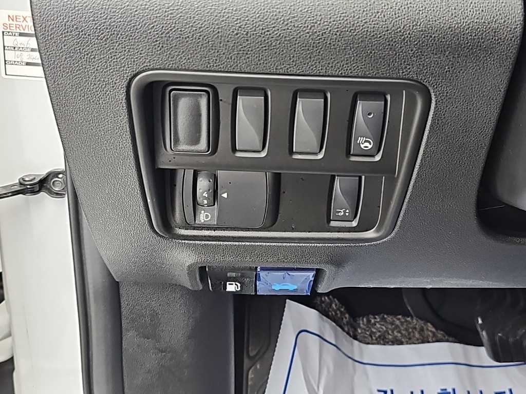 르노코리아(삼성) QM6 더뉴QM6 2.0 LPe RE 2WD 이미지 18