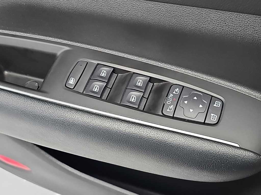 르노코리아(삼성) QM6 더뉴QM6 2.0 LPe RE 2WD 이미지 19