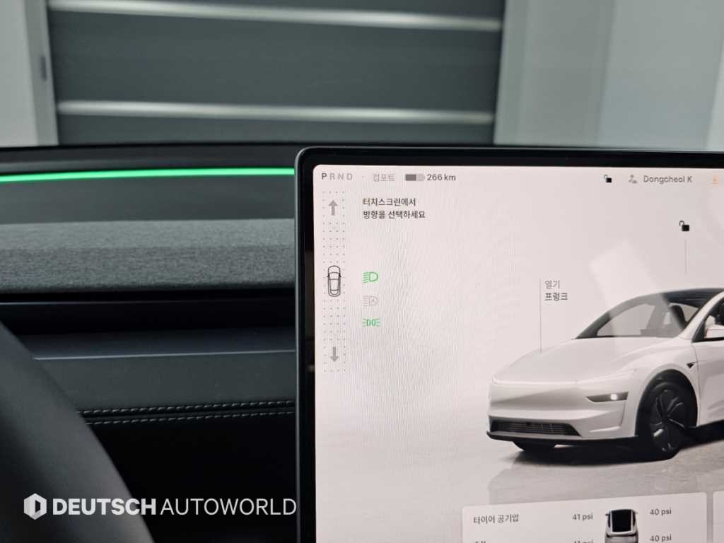 테슬라 모델 Y RWD 이미지 9