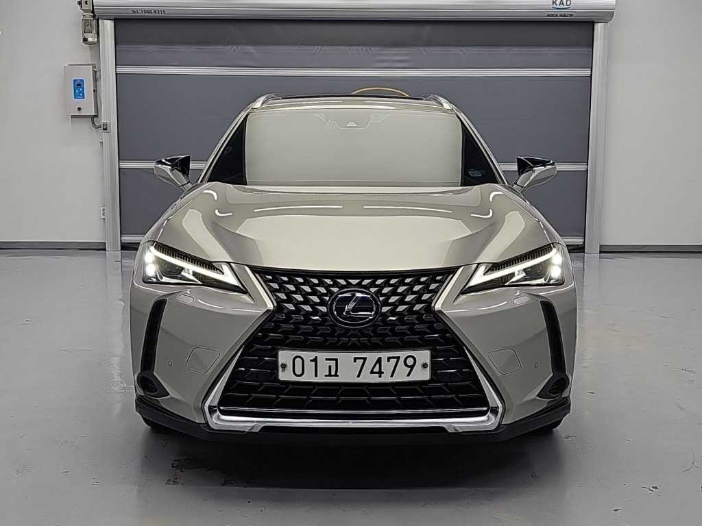 렉서스 UX UX 250h 2.0 2WD 이미지 3