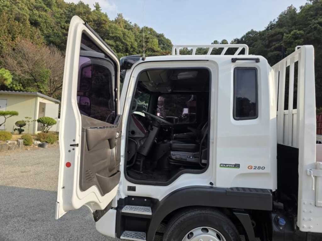 중대형화물 카고 카고(4.5~5톤) 메가트럭5톤 초장축 이미지 12