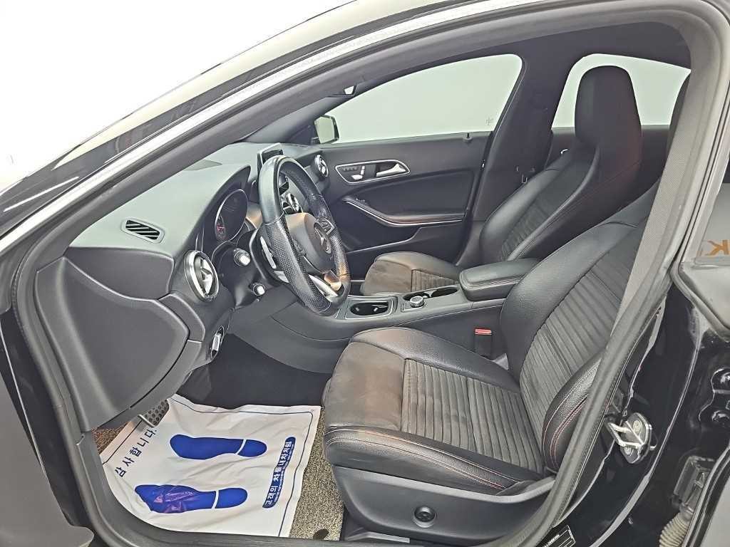 벤츠 CLA 클래스 CLA클래스 CLA 220 AMG LINE 이미지 11
