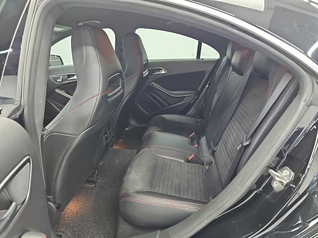 벤츠 CLA 클래스 CLA클래스 CLA 220 AMG LINE 이미지 12