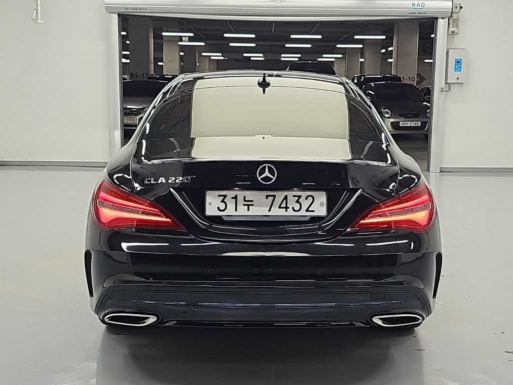 벤츠 CLA 클래스 CLA클래스 CLA 220 AMG LINE 이미지 3