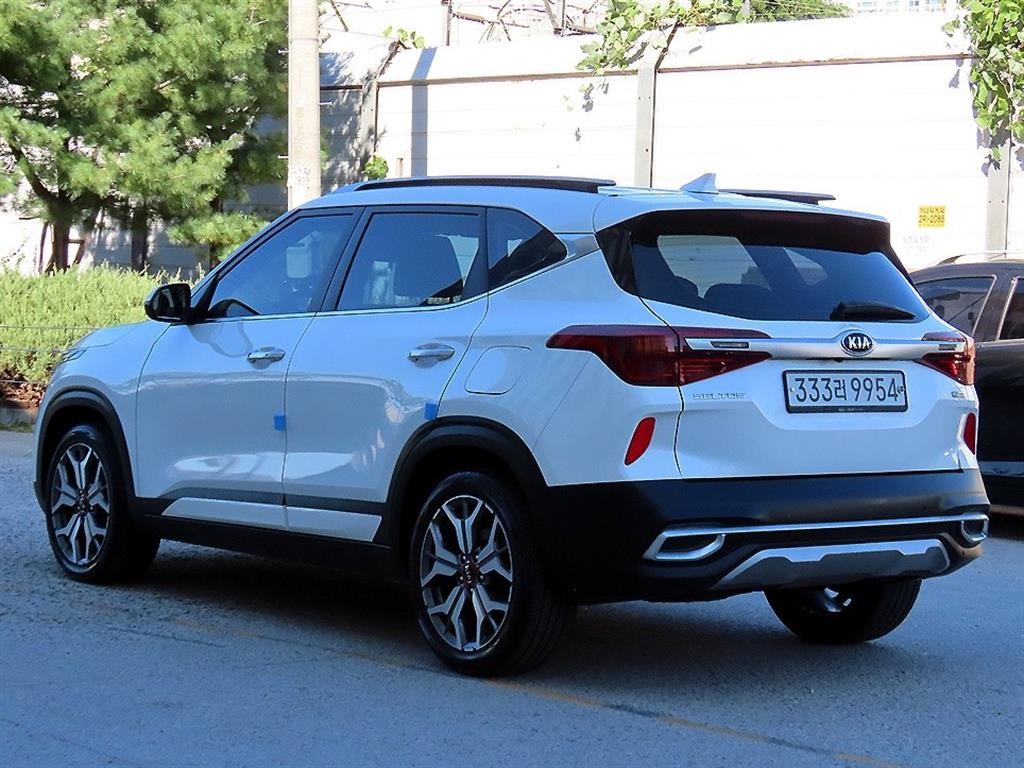 기아 셀토스 디젤 1.6 2WD 노블레스 이미지 3