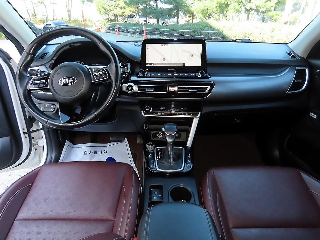 기아 셀토스 디젤 1.6 2WD 노블레스 이미지 7