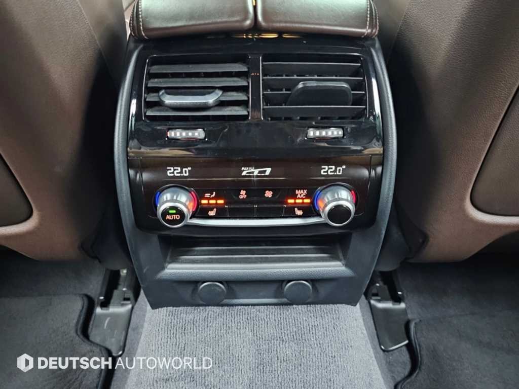BMW 5시리즈 5시리즈 (G30) 530i M 스포츠 플러스 이미지 16
