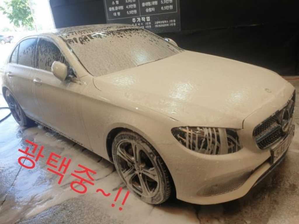BMW 5시리즈 5시리즈 (G30) 530i M 스포츠 플러스 이미지 3