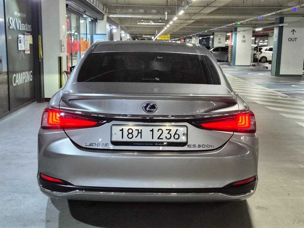렉서스 ES ES300h 7세대 럭셔리 이미지 5