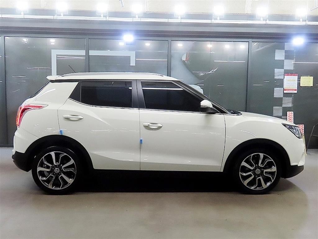 KG모빌리티(쌍용) 티볼리 디젤 2WD 1.6 VX 이미지 3