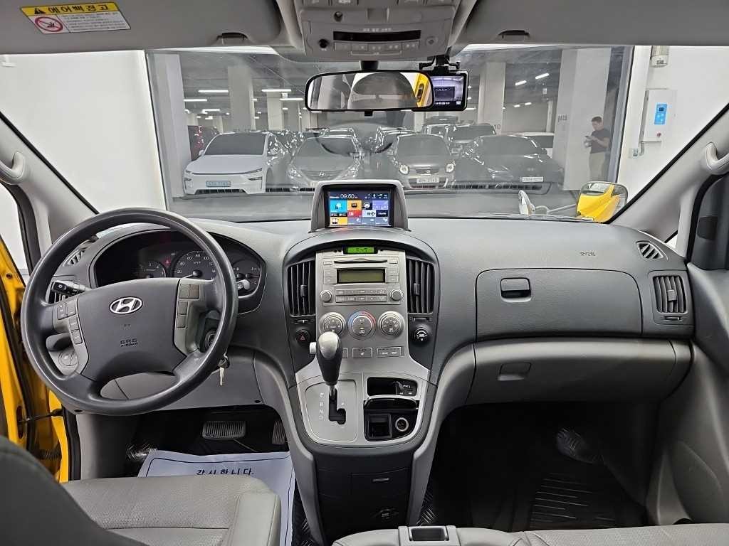 현대 스타렉스 그랜드 스타렉스 12인승 왜건 2WD 어린이보호차 CVX 럭셔리 이미지 7