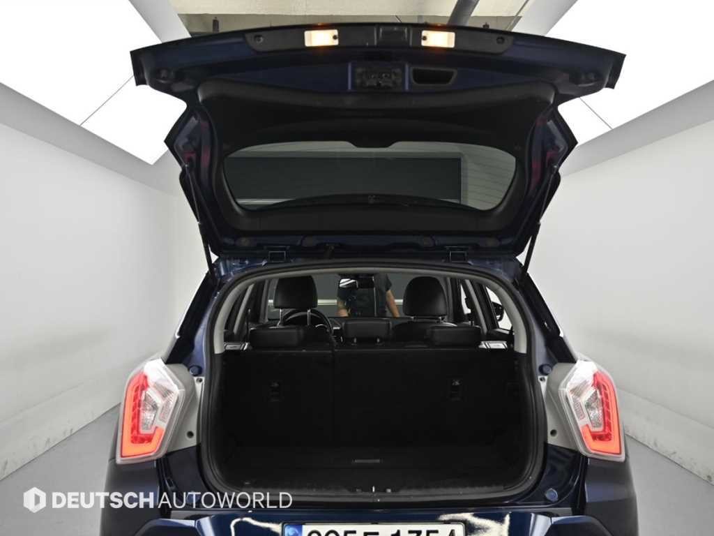 KG모빌리티(쌍용) 티볼리 디젤 2WD 1.6 LX 이미지 19