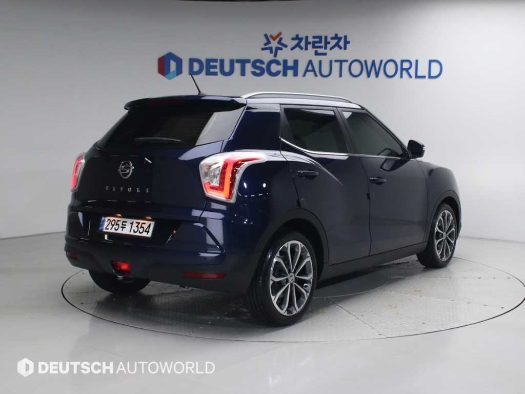 KG모빌리티(쌍용) 티볼리 디젤 2WD 1.6 LX 이미지 2