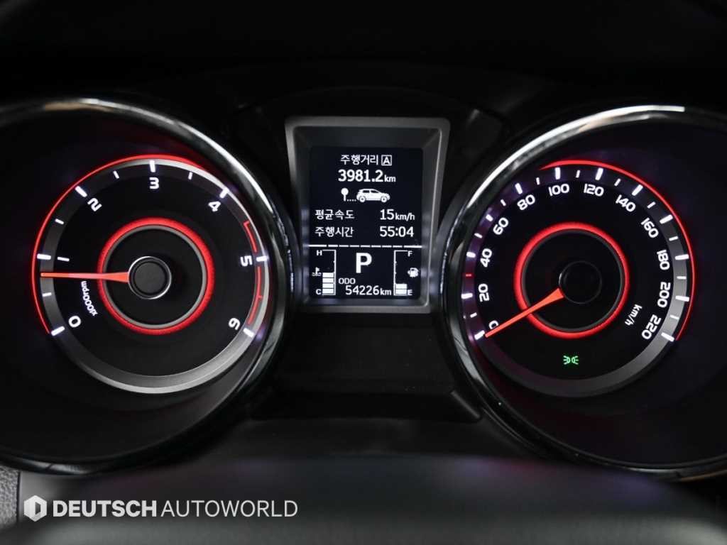 KG모빌리티(쌍용) 티볼리 디젤 2WD 1.6 LX 이미지 8