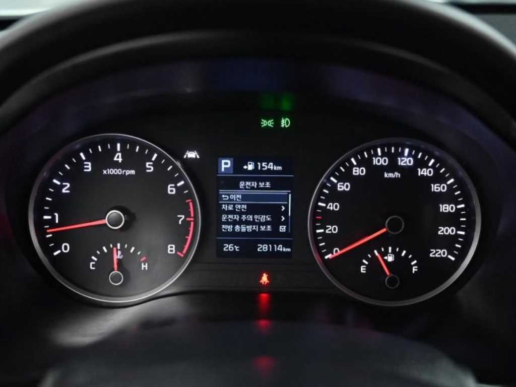기아 스토닉 가솔린 1.4 프레스티지 이미지 8
