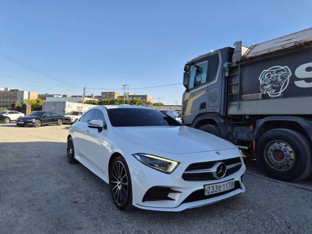 벤츠 CLS 클래스 CLS클래스 C257 CLS 450 4MATIC AMG Line 이미지 3