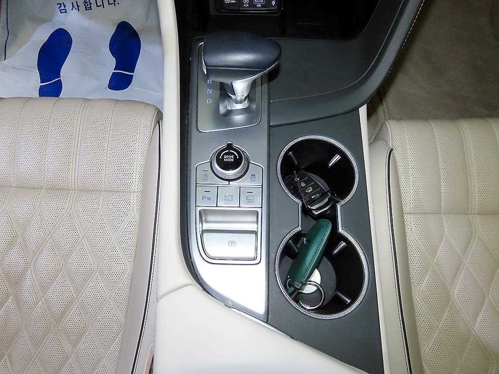 제네시스 G70 2.0T AWD 엘리트 이미지 12