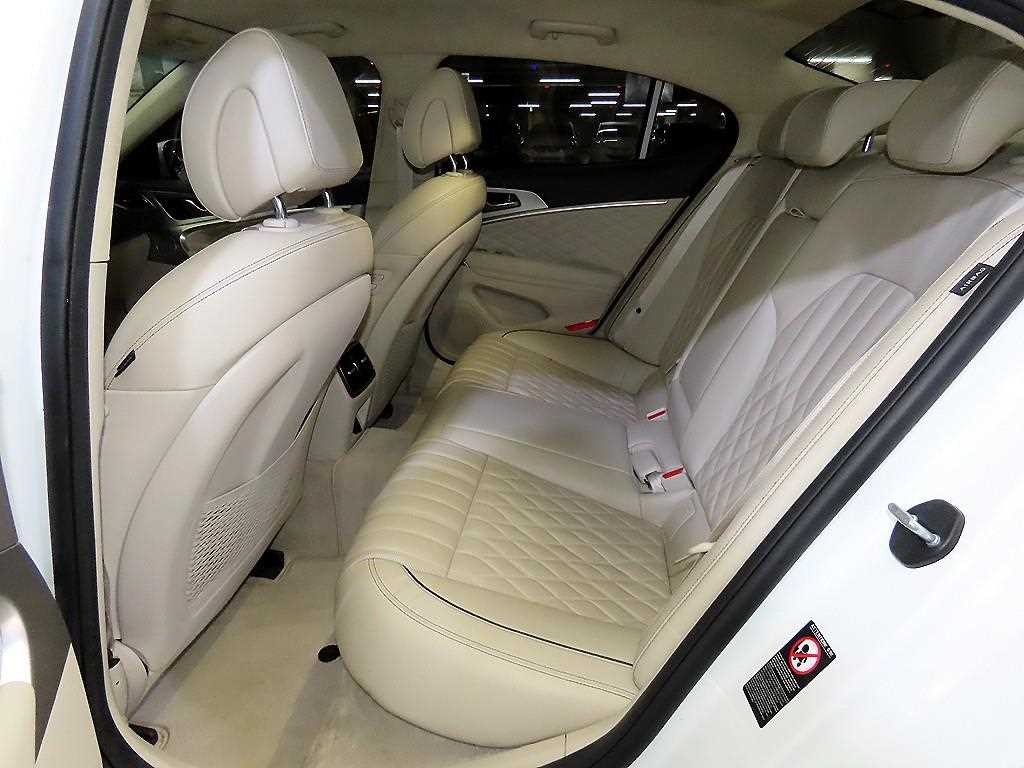 제네시스 G70 2.0T AWD 엘리트 이미지 7